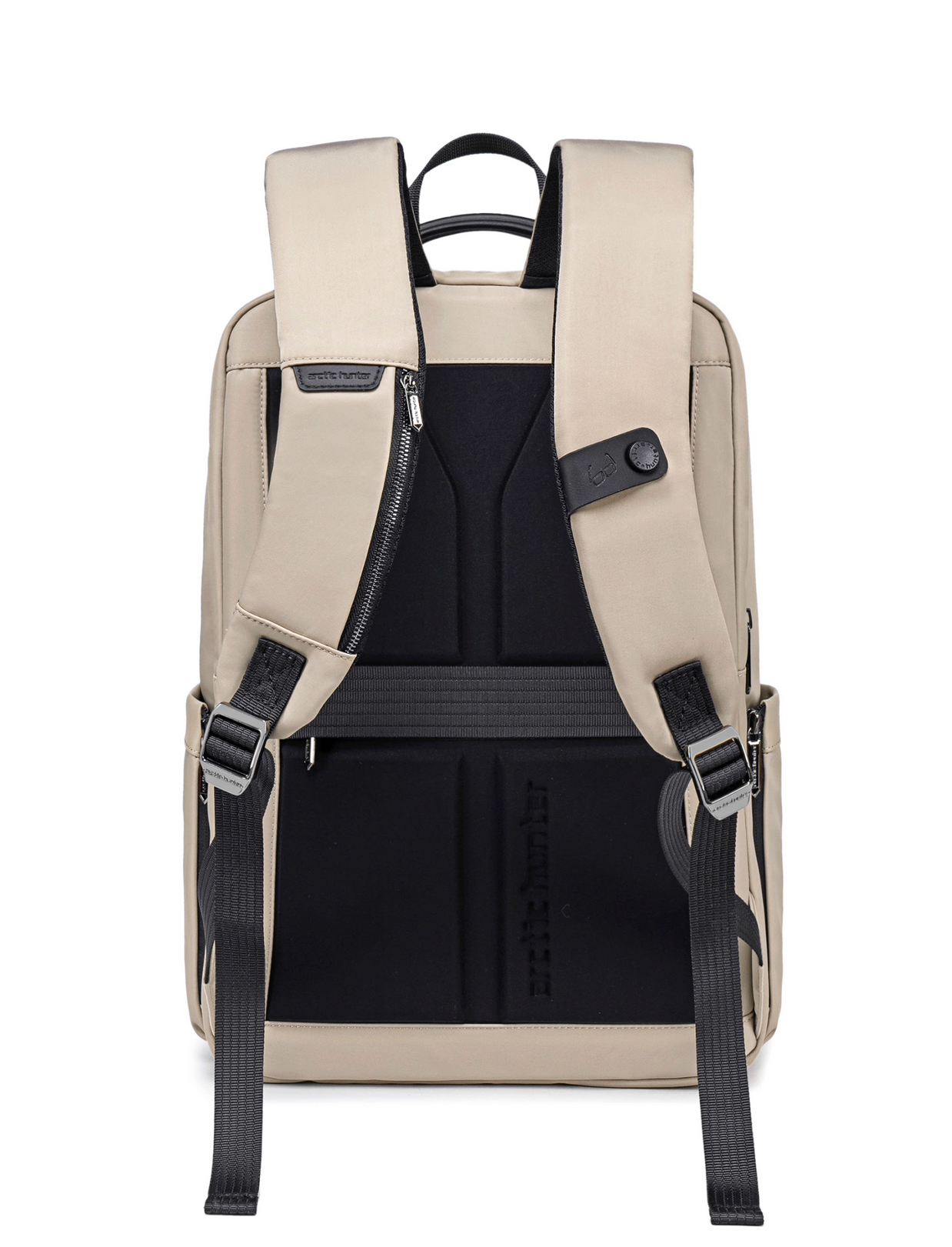 LUXURY HUNTER